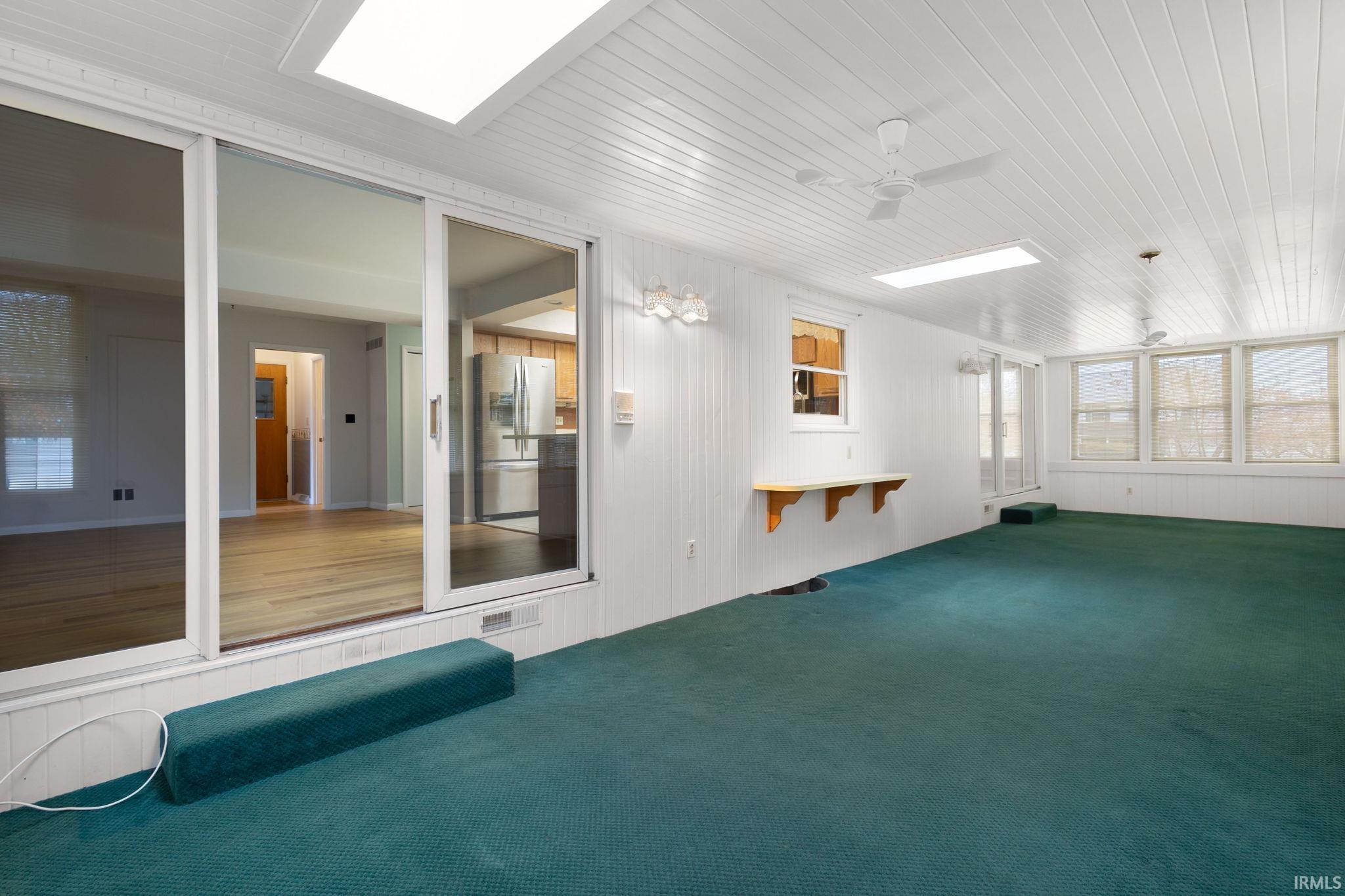 Middlebury, Indiana 46540, United States, 4 Bedrooms Bedrooms, ,3 BathroomsBathrooms,Residential,Pending,30874