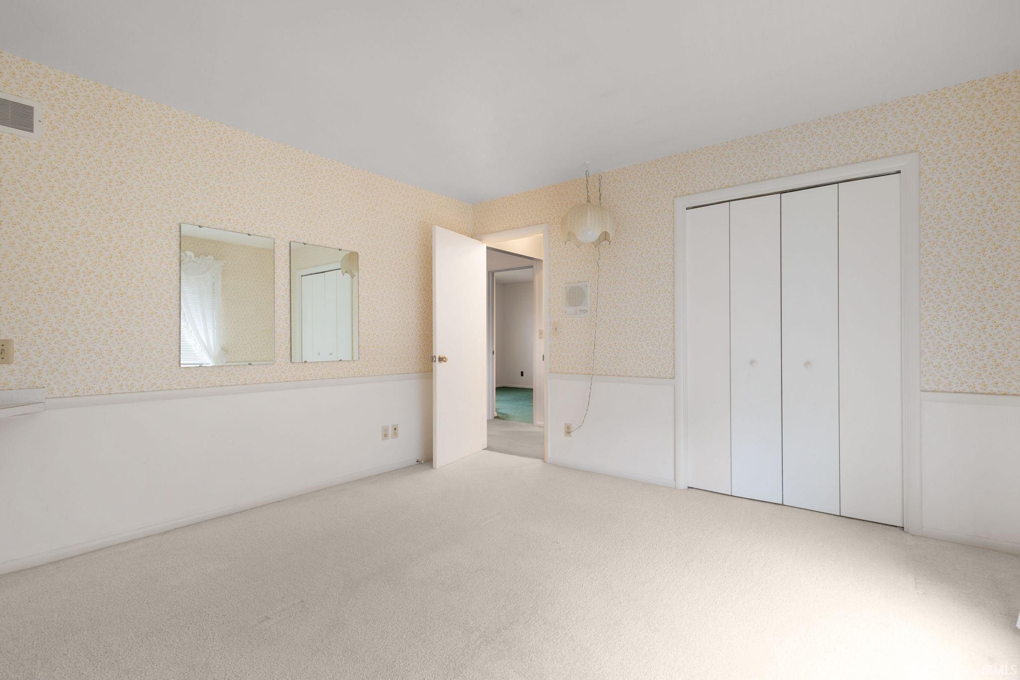 Middlebury, Indiana 46540, United States, 4 Bedrooms Bedrooms, ,3 BathroomsBathrooms,Residential,Pending,30874