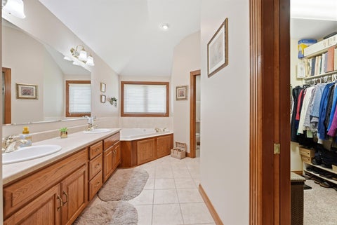 Tiny photo for 8328 Norwood Court, Fort Wayne, IN 46835 (MLS # 202637158)