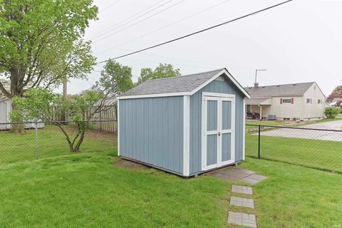 Tiny photo for 1241 Pyle Avenue, South Bend, IN 46615 (MLS # 202618373)