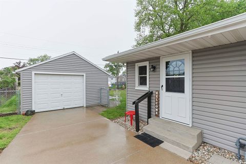 Tiny photo for 1241 Pyle Avenue, South Bend, IN 46615 (MLS # 202618373)