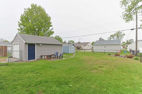 Tiny photo for 1241 Pyle Avenue, South Bend, IN 46615 (MLS # 202618373)