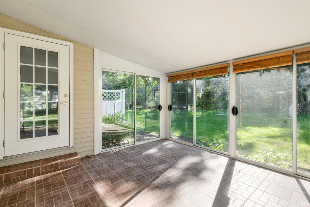 Photo of 3641 Kirkwood Court, Elkhart, IN 46514 (MLS # 202635138)