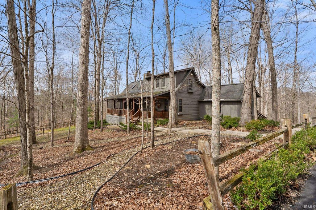 Photo of 6012 Summers Trail Place, Nashville, IN 47448 (MLS # 202608896)