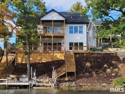 Photo of 4033 N Denver Court, Monticello, IN 47960 (MLS # 202602771)