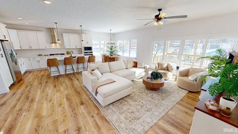 Tiny photo for 4033 N Denver Court, Monticello, IN 47960 (MLS # 202602771)