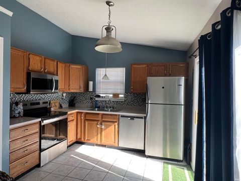 Tiny photo for 237 Cromwell Court, Lafayette, IN 47909 (MLS # 202605303)