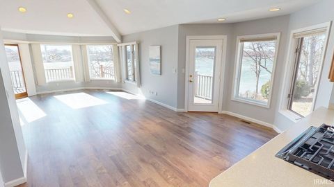 Tiny photo for 2800 N Baers Court, Monticello, IN 47960 (MLS # 202606843)