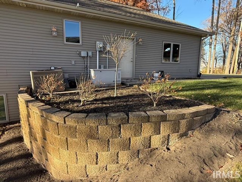 Photo of 2800 N Baers Court, Monticello, IN 47960 (MLS # 202606843)