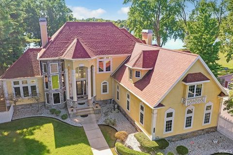 Photo of 3125 Greenleaf Boulevard, Elkhart, IN 46514 (MLS # 202542943)