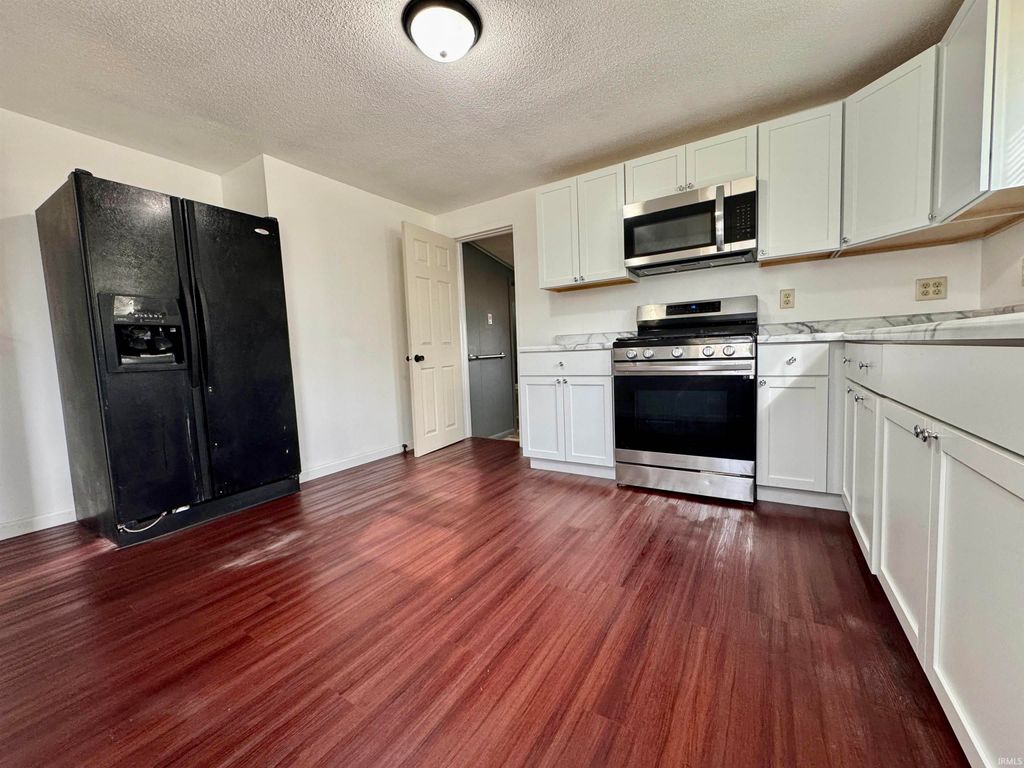 Photo of 203 E Lyons Street, Swayzee, IN 46986 (MLS # 202604699)