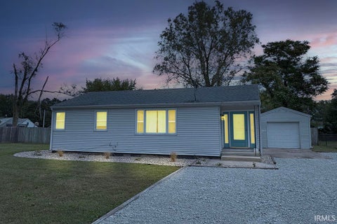 Tiny photo for 59636 Rosedale Avenue, Elkhart, IN 46517 (MLS # 202637534)