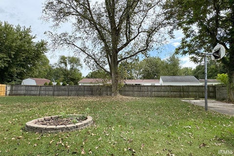 Tiny photo for 59636 Rosedale Avenue, Elkhart, IN 46517 (MLS # 202637534)