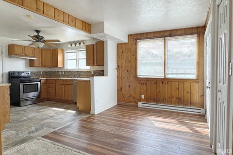 Tiny photo for 59636 Rosedale Avenue, Elkhart, IN 46517 (MLS # 202637534)
