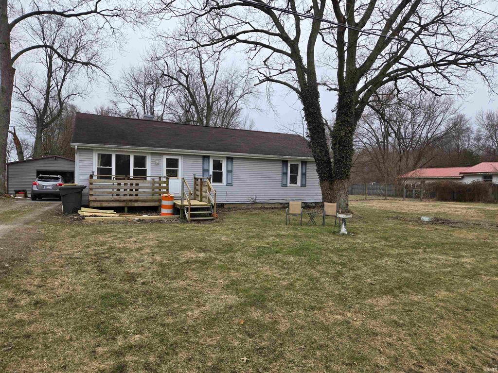 Photo of 11644 3rd Street, Osceola, IN 46561 (MLS # 202607078)