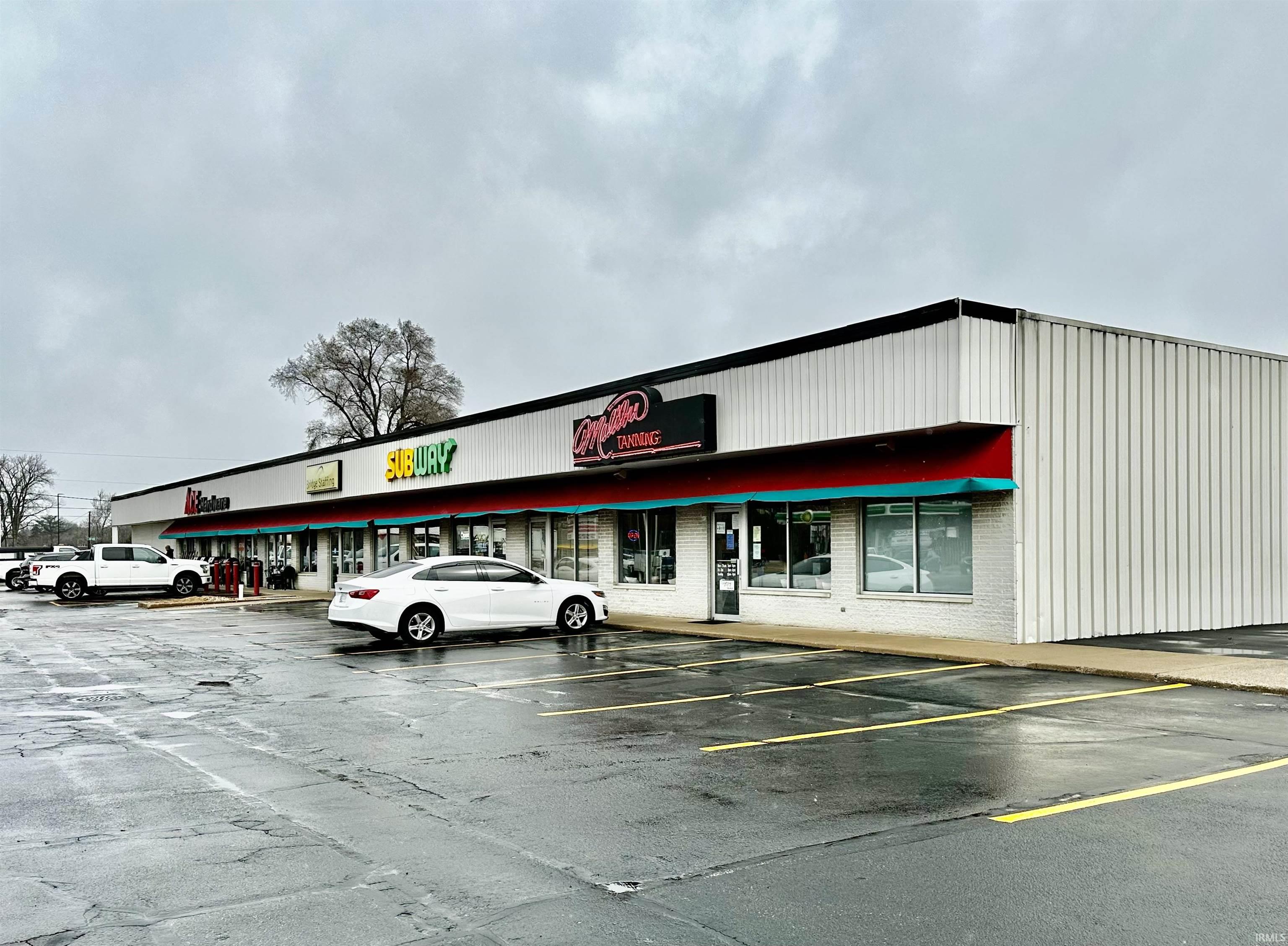 Elkhart, Indiana 46516, United States, ,Commercial,Active,94162