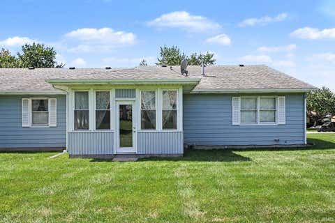 Tiny photo for 152 Oakmont Drive, Bremen, IN 46506 (MLS # 202635029)