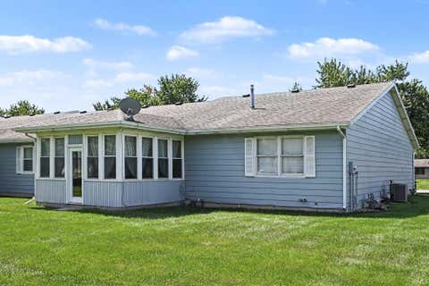 Tiny photo for 152 Oakmont Drive, Bremen, IN 46506 (MLS # 202635029)