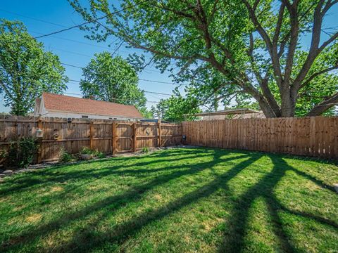 Tiny photo for 1929 Stringtown Road, Evansville, IN 47711 (MLS # 202605507)