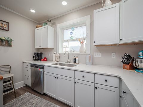 Tiny photo for 1929 Stringtown Road, Evansville, IN 47711 (MLS # 202605507)