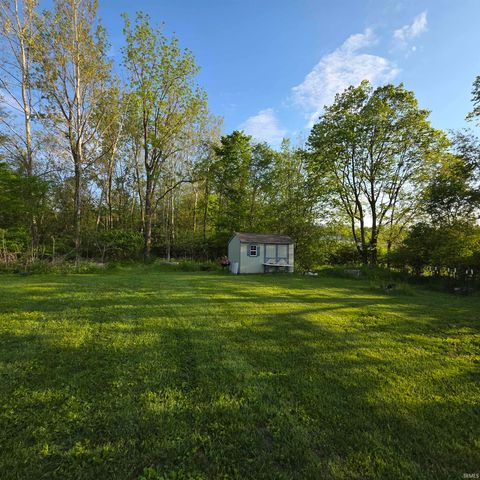Photo of 1041 N Old HWY 27 Road, Winchester, IN 47394 (MLS # 202617915)