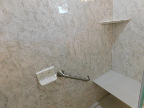 Tiny photo for 101 N Neer Dr DR, Silver Lake, IN 46982 (MLS # 202643726)