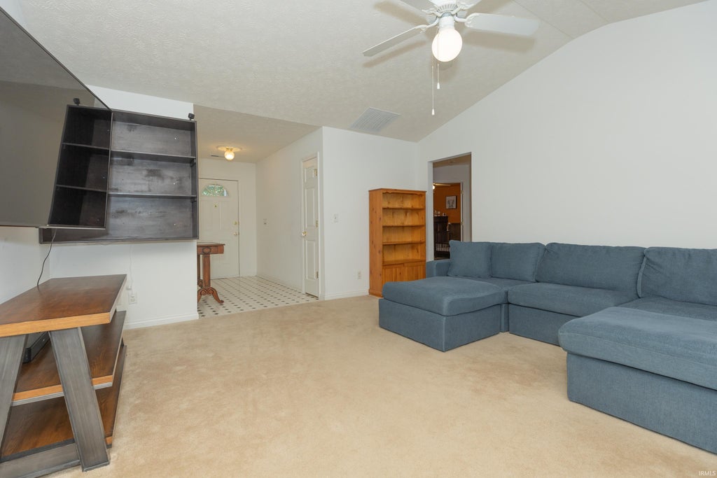 Photo of 9930 Clippinger Road, Evansville, IN 47725 (MLS # 202636201)