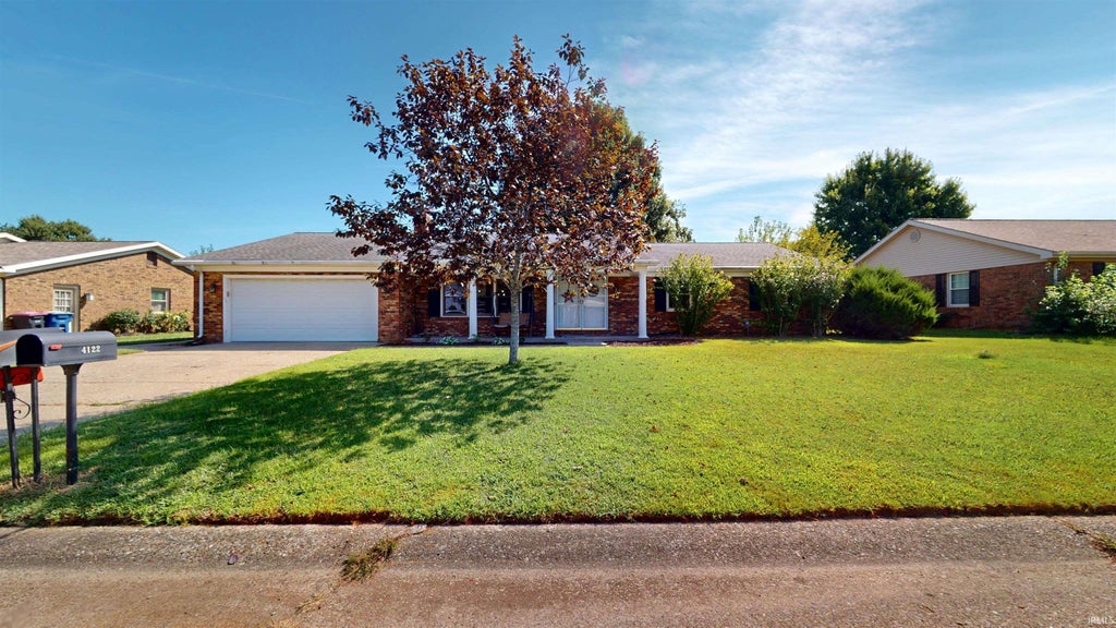 Photo of 4122 Secretariat Drive, Newburgh, IN 47630 (MLS # 202638201)