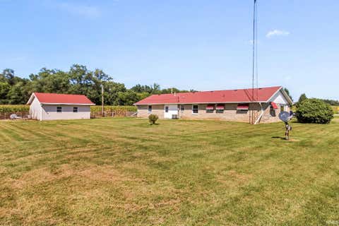 Tiny photo for 2297 N St Rd 25, Logansport, IN 46947 (MLS # 202635010)