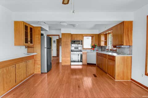 Tiny photo for 2297 N St Rd 25, Logansport, IN 46947 (MLS # 202635010)