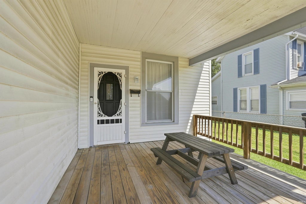 Photo of 515 Mayne Street, Huntington, IN 46750 (MLS # 202636538)