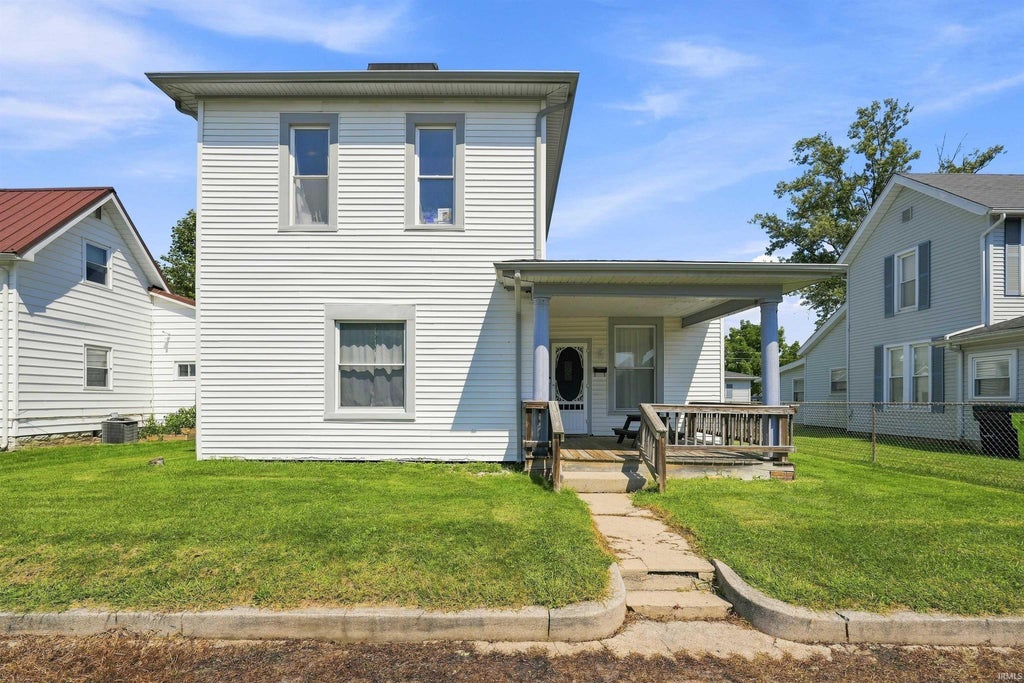 Photo of 515 Mayne Street, Huntington, IN 46750 (MLS # 202636538)