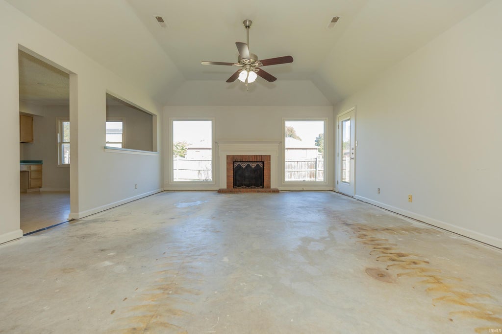 Photo of 2920 Meadowgate Court, Evansville, IN 47711 (MLS # 202643408)