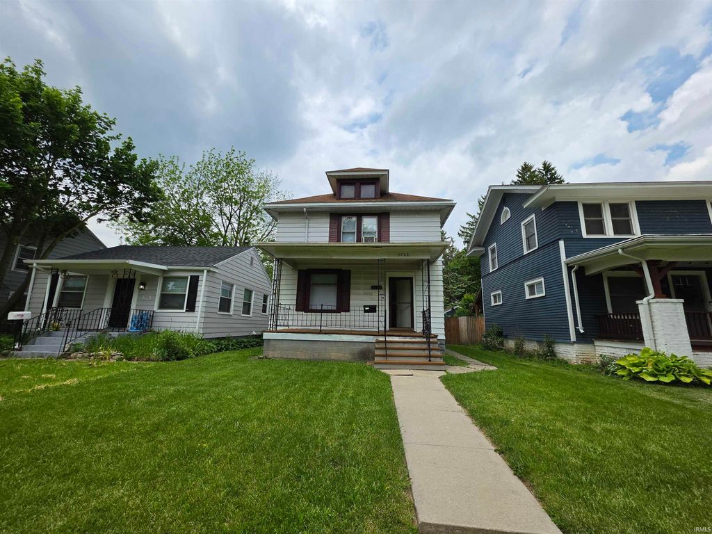 Photo of 3722 S Harrison Street, Fort Wayne, IN 46807 (MLS # 202619030)