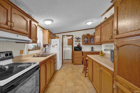 Tiny photo for 77 Cindy Lane, Bedford, IN 47421 (MLS # 202641794)