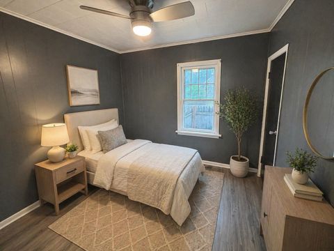 Tiny photo for 502 S 32ND Street, South Bend, IN 46615 (MLS # 202615913)