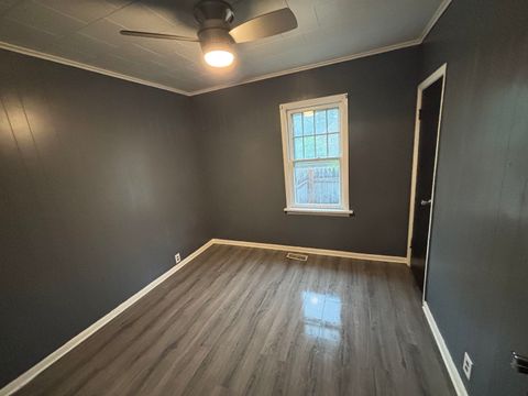 Tiny photo for 502 S 32ND Street, South Bend, IN 46615 (MLS # 202615913)
