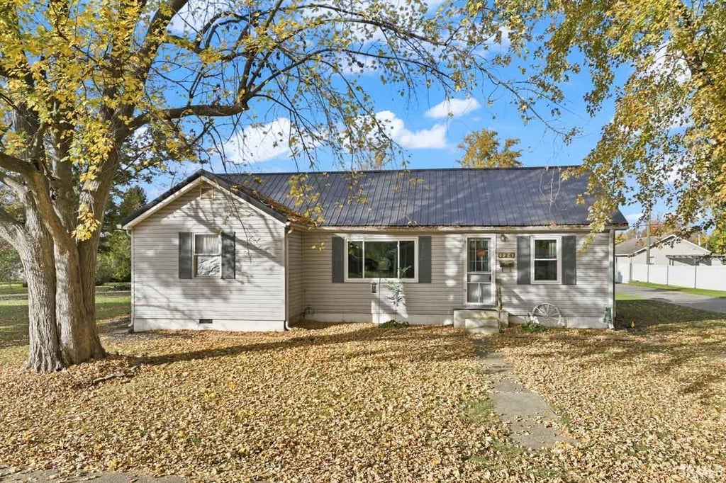 Photo of 124 E Hoop Street, Flora, IN 46929 (MLS # 202644995)