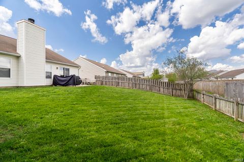 Tiny photo for 4129 Lofton Drive, Lafayette, IN 47909 (MLS # 202613889)