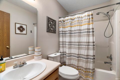 Tiny photo for 4129 Lofton Drive, Lafayette, IN 47909 (MLS # 202613889)