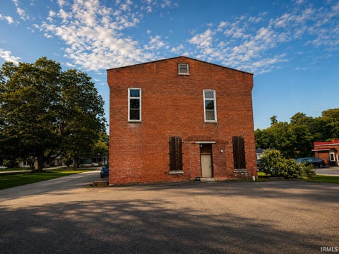 Tiny photo for 6943 Monroe Street, Stockwell, IN 47905 (MLS # 202616869)
