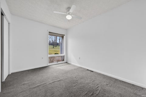 Tiny photo for 4618 N Shady Lane, Logansport, IN 46947 (MLS # 202635913)