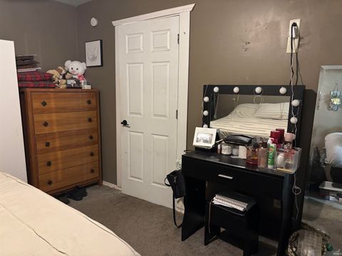 Tiny photo for 624 W FOSTER Street, Kokomo, IN 46902 (MLS # 202611174)