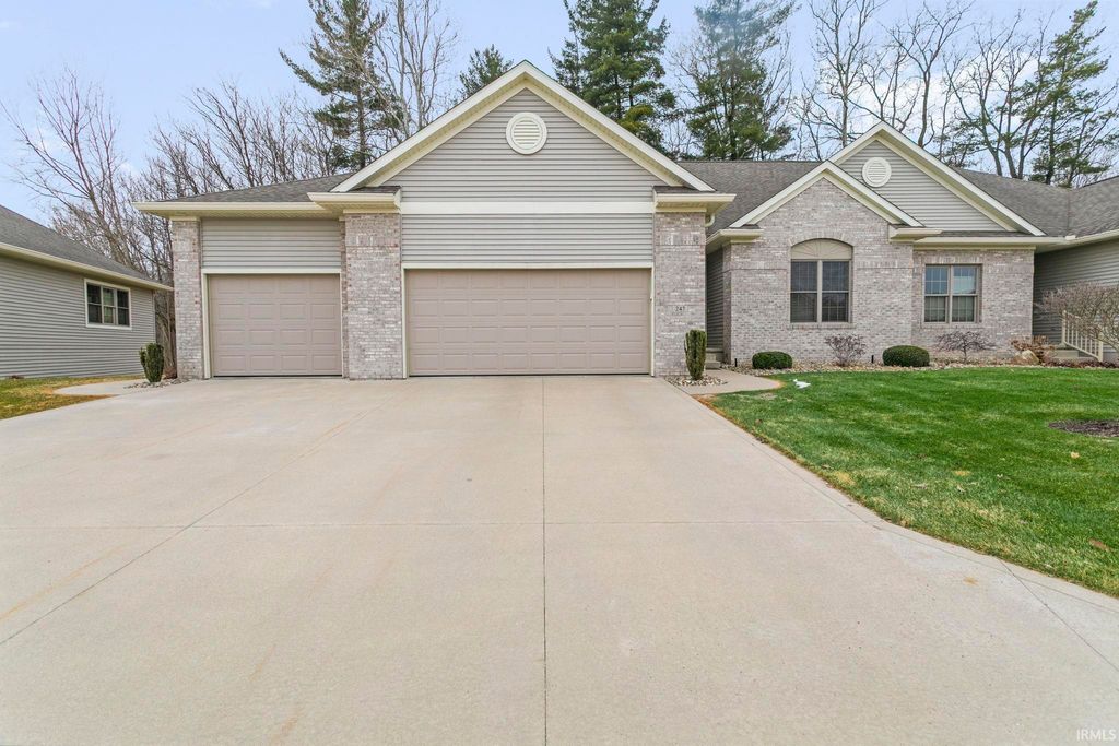 Photo of 247 River Park Drive, Middlebury, IN 46540 (MLS # 202606950)