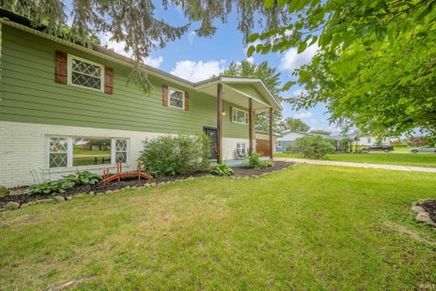 Tiny photo for 9161 N Raider Road, Middletown, IN 47356 (MLS # 202623653)