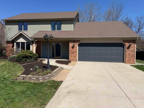 Photo of 2623 Westmore Drive, Fort Wayne, IN 46845 (MLS # 202611847)