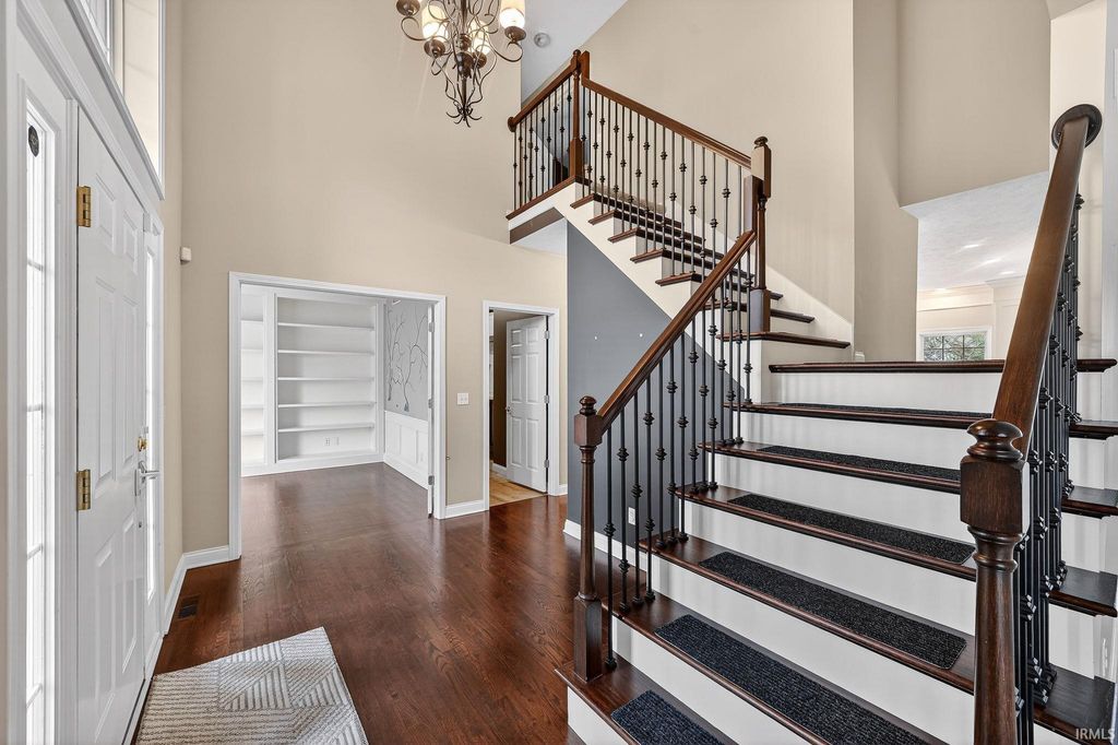 Photo of 50619 Lakeside Drive, Granger, IN 46530 (MLS # 202600544)