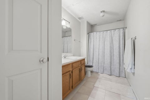 Tiny photo for 8303 Maple Valley, Fort Wayne, IN 46835 (MLS # 202628855)