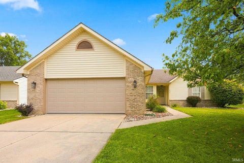 Tiny photo for 8303 Maple Valley, Fort Wayne, IN 46835 (MLS # 202628855)