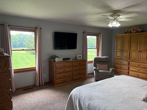 Tiny photo for 9243 W SR 26 Road, Rossville, IN 46065 (MLS # 202530809)